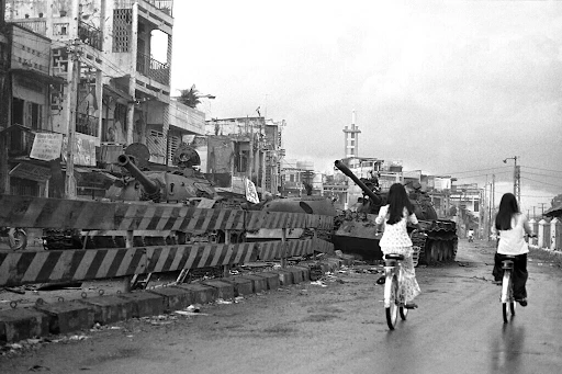 Operation Eagle Pull before the Fall of Phnom Penh