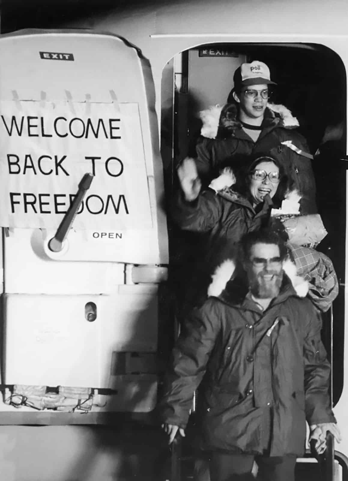 The other Iranian hostages arrive in Wiesbaden after their release (20 January 1981) | Air Force Medical Services History Office