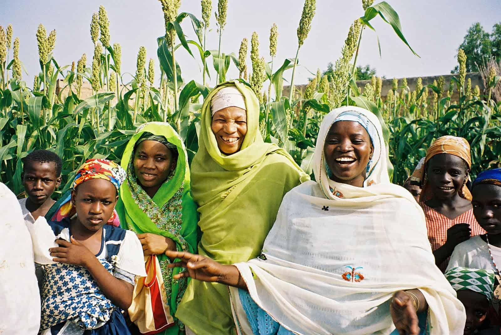 USAID works with Nigerians to improve agriculture, health, education, and governance (2005) | A. Fleuret/USAID | Flickr