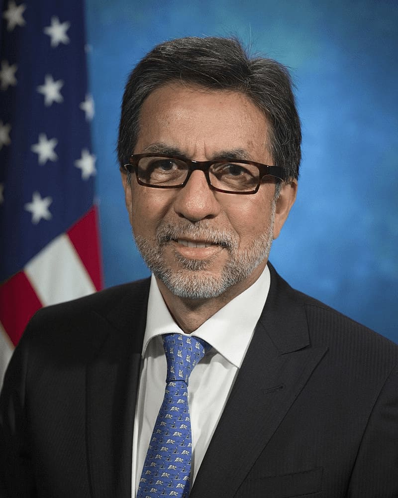 Ambassador Luis Arreaga