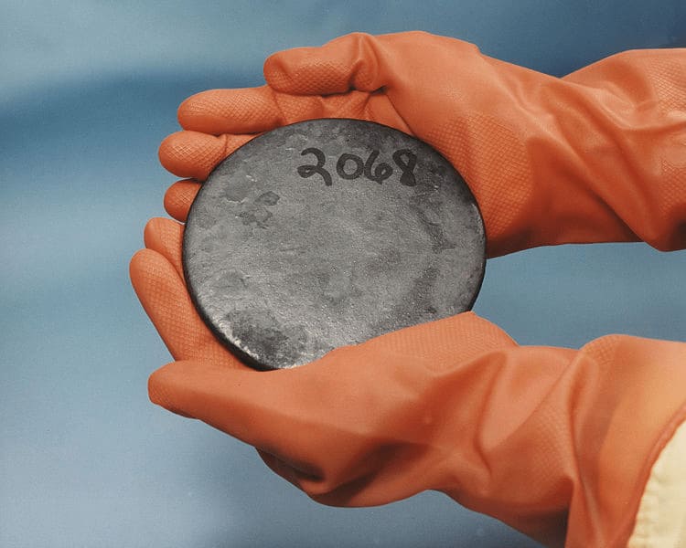 Billet of Highly Enriched Uranium | Wikimedia Commons