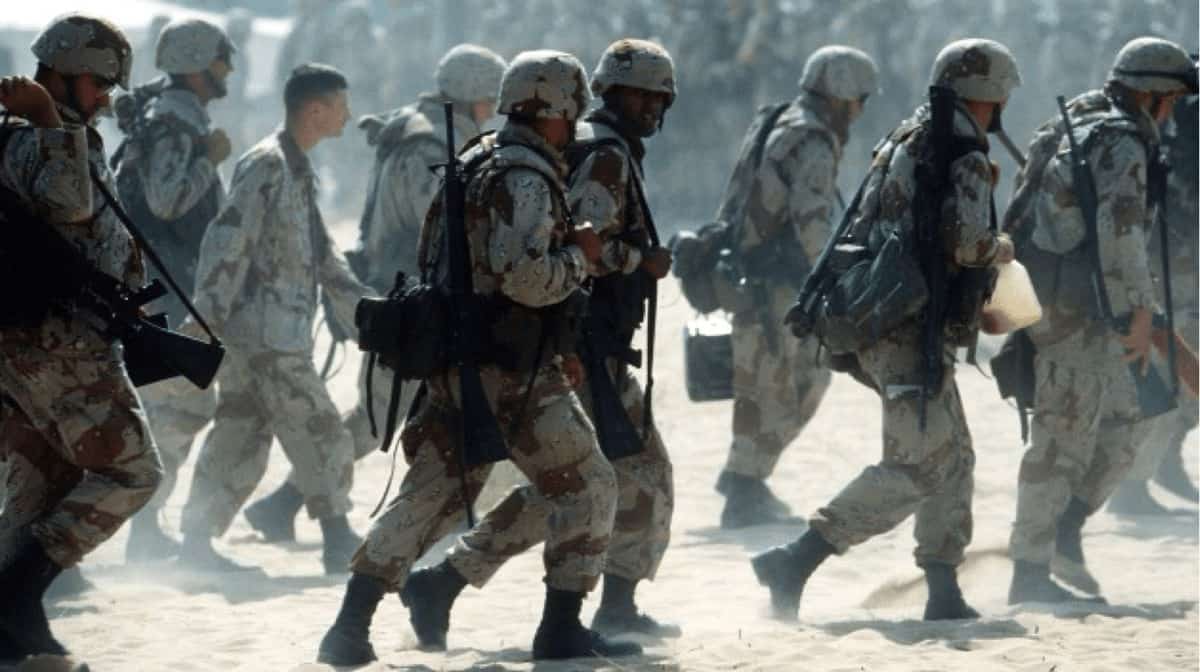 U.S. Troops in the Persian Gulf War (1991) U.S. DOD | commons.wikimedia.org