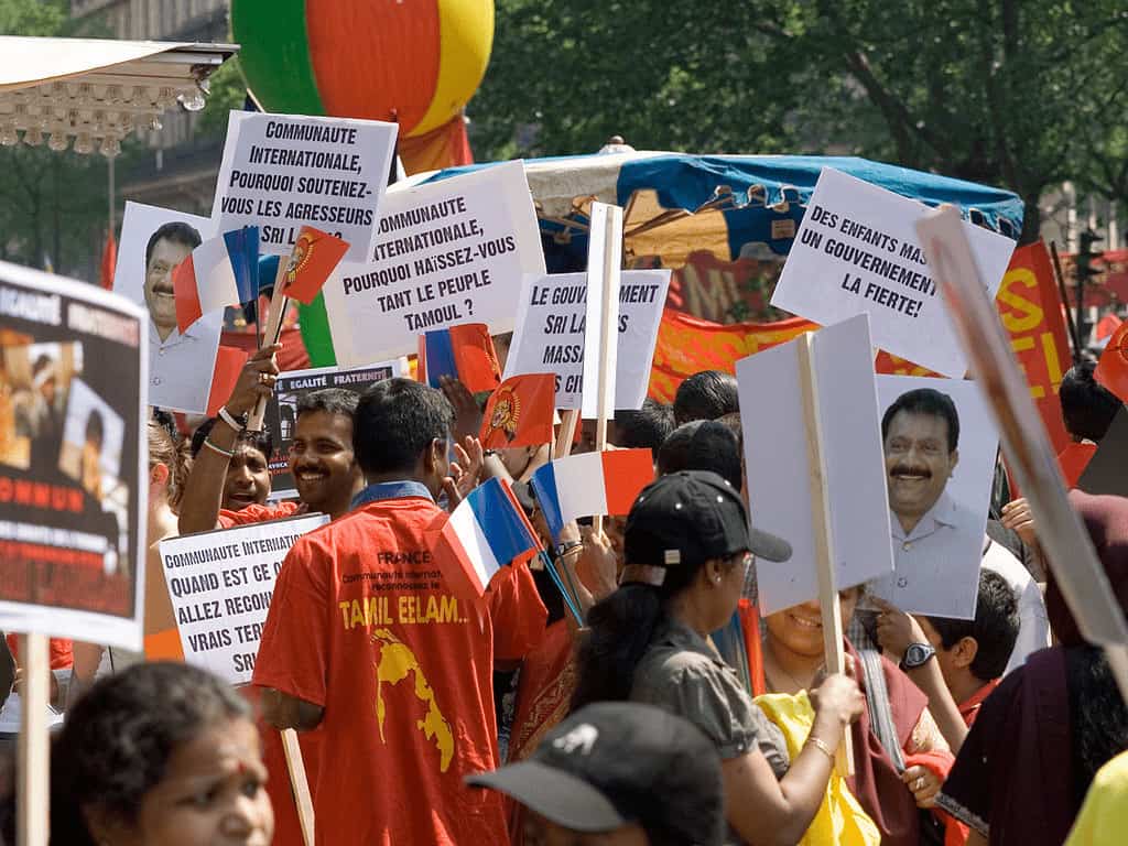 Members of the Tamil diaspora protest in Paris, France in 2007 | Protests in Paris, 2007 (2007) Nelson Minar | Flickr