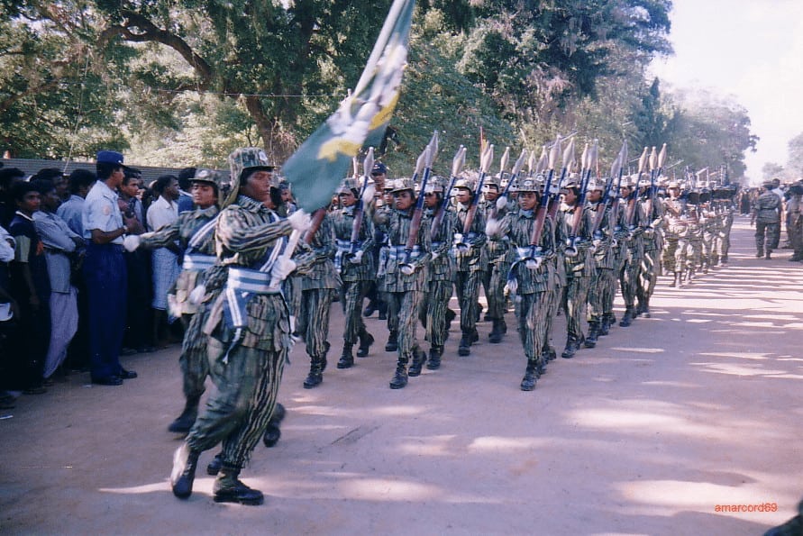 Women members of the Tamil Tigers participating in a parade | Parade in Kilinochchi, 2007 (2007) Marietta Amarcord | Wikimedia Commons