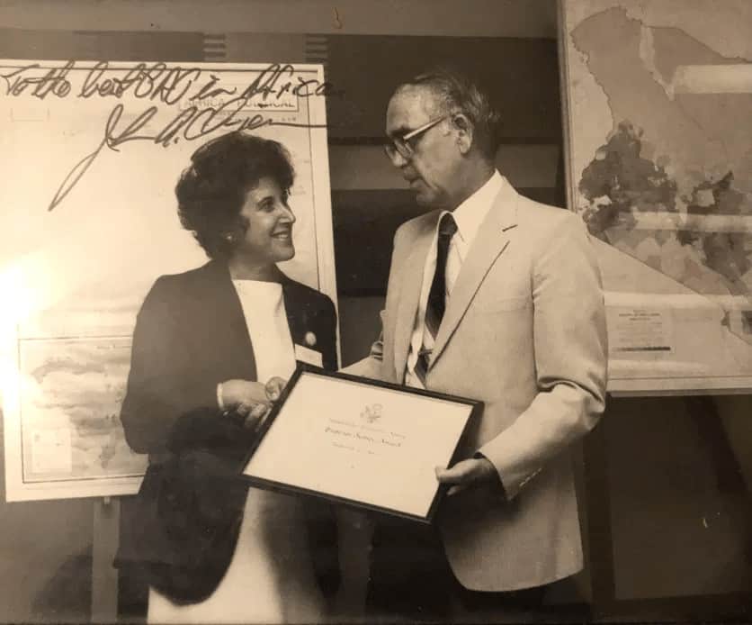 Roberta Cohen receiving her USIA Superior Honor Award (1985) | Roberta Cohen Human Rights