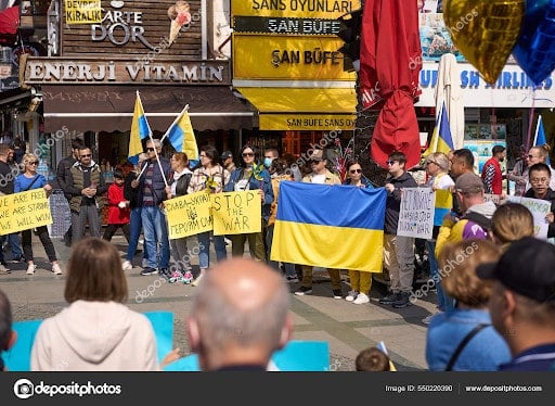 Protest against war in Ukraine  | Depositphotos