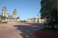 Square of the Revolution in Managua, with the former cathedral and the National Palace