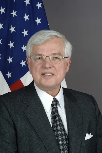 Official portrait of Donald Bliss, U.S. Representative, with rank of Ambassador, on the Council of the International Civil Aviation Organization (21 February 2006) The U.S. National Archives