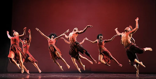 “For Me the Salvation is its Artists”—Dance Theater, Race, and Politics in South Africa
