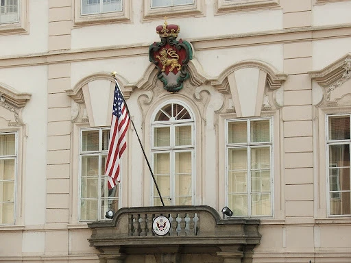 U.S. Embassy Prague (2007) | Hynek Moravec | CC BY 3.0