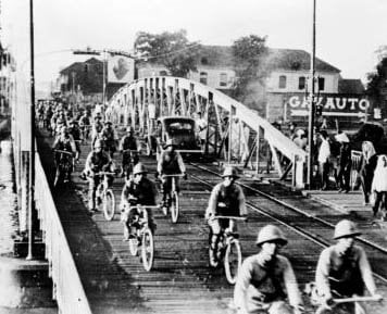 Japanese troops in Saigon. Japanese Army