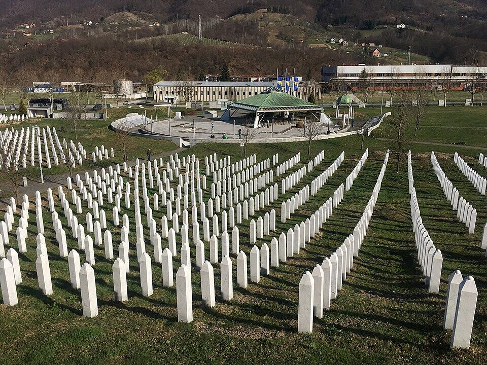 Srebrenica Genocide Memorial | Wikimedia Commons. CC BY-SA 4.0.